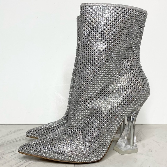 Steve Madden Vivy Rhinestone Pointy Toe Bootie 7M - Picture 1 of 15